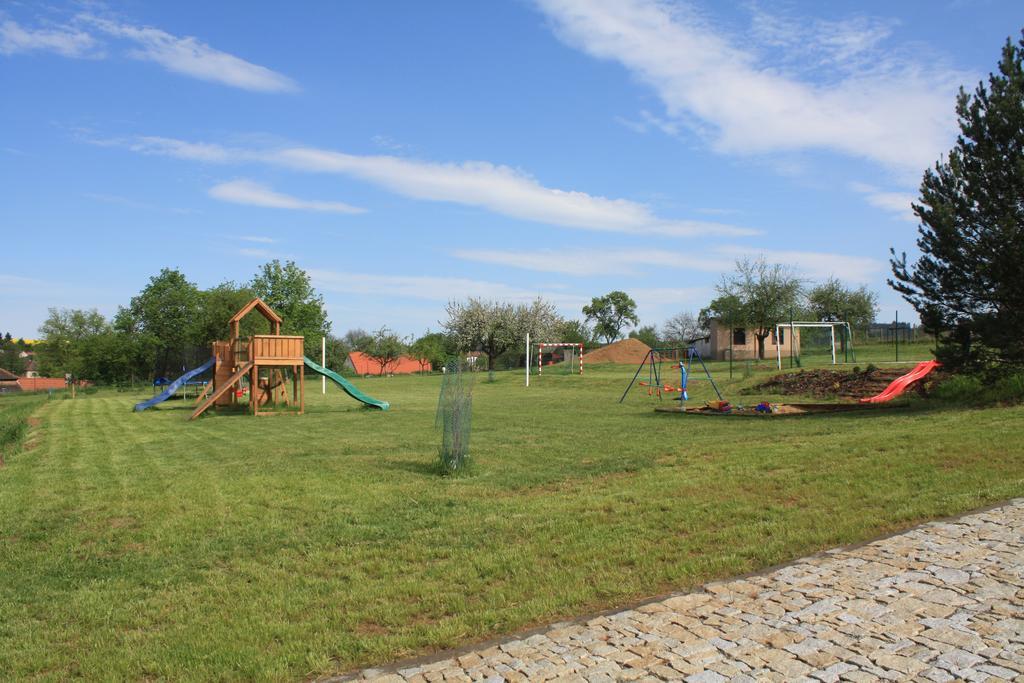 Penzion Rota Pisecne Экстерьер фото